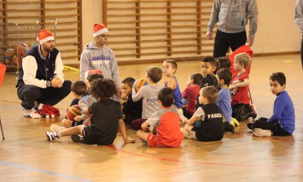 [Vidéo] L’école de Basket de Cormeilles célèbre son Noël